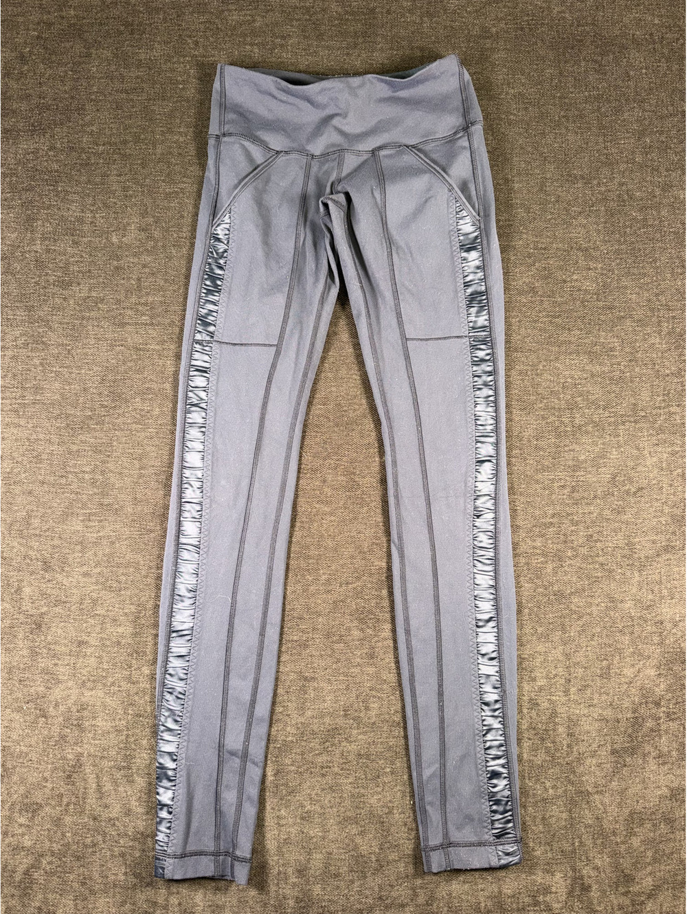 Lululemon Power Lines Leggings, Size 4 Navy Blue